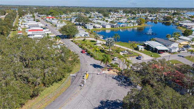 6 RED QUILL CIRCLE, Lake Wales, FL 33898