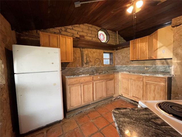 4920 W 34th, Houston, TX 77092