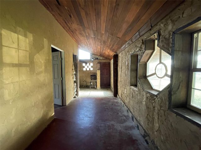 4920 W 34th, Houston, TX 77092