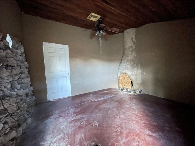 4920 W 34th, Houston, TX 77092