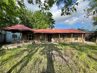 4920 W 34th, Houston, TX 77092