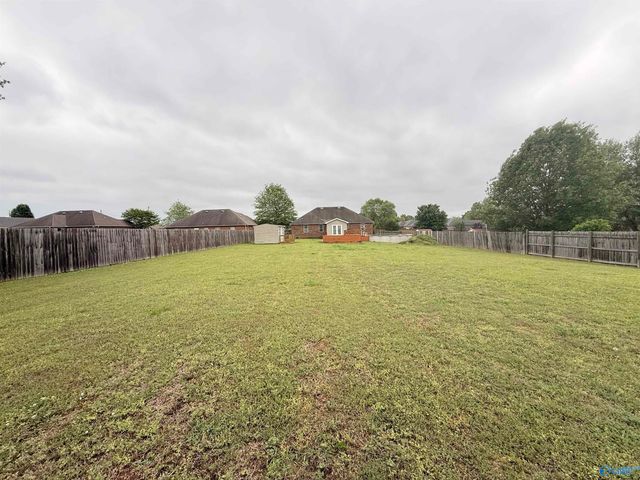 27553 Grant Drive, Elkmont, AL 35620