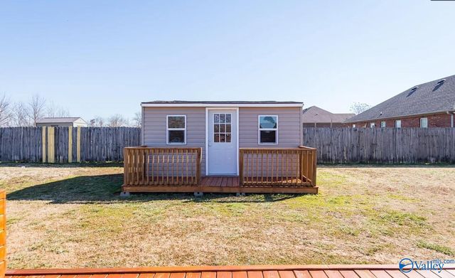27553 Grant Drive, Elkmont, AL 35620