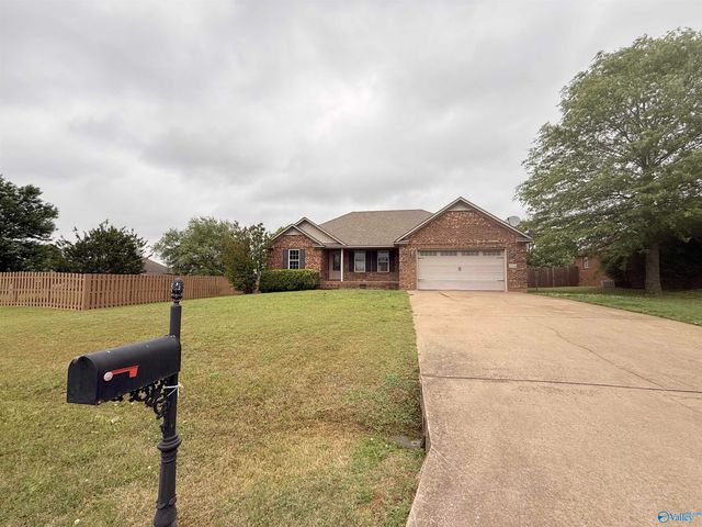 27553 Grant Drive, Elkmont, AL 35620