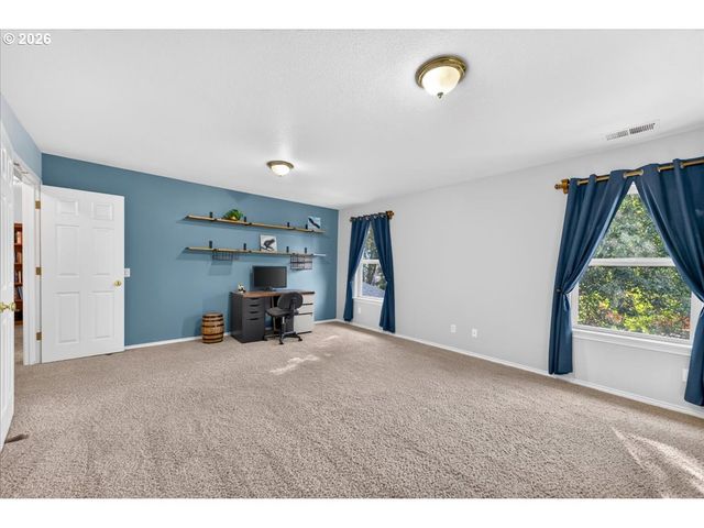 2117 Se 61ST Pl, Hillsboro, OR 97123