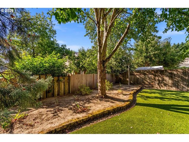 2117 Se 61ST Pl, Hillsboro, OR 97123