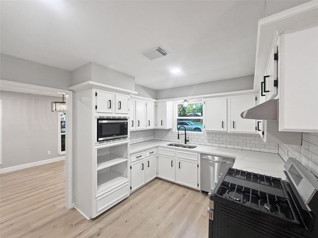 5318 Lacreek Lane, Spring, TX 77379
