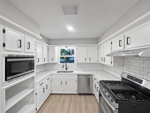 5318 Lacreek Lane, Spring, TX 77379