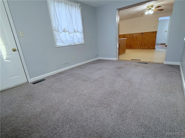 156 Leocrest Court, West Seneca, NY 14224