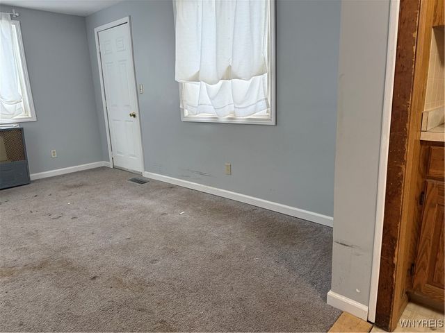 156 Leocrest Court, West Seneca, NY 14224