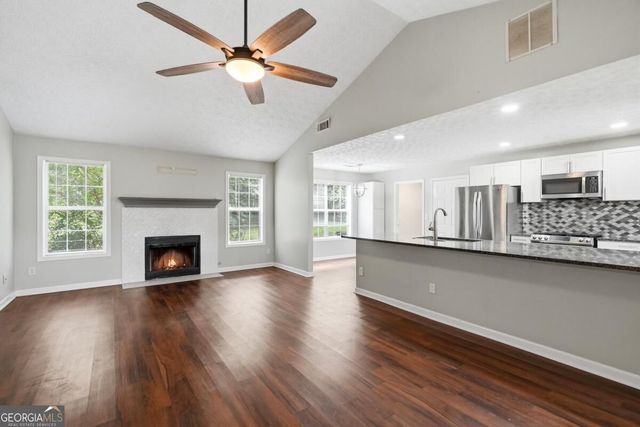 1105 Poplar Lane, Loganville, GA 30052