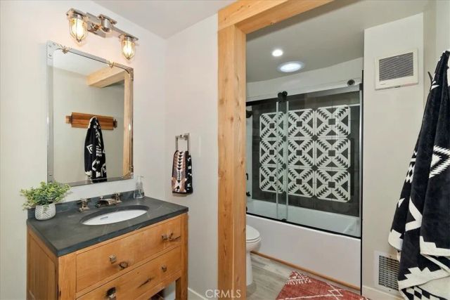 28131 Zermatt, Lake Arrowhead, CA 92352