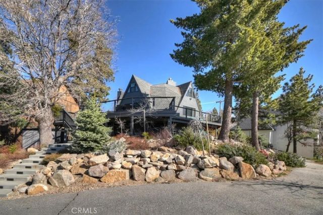 28131 Zermatt, Lake Arrowhead, CA 92352