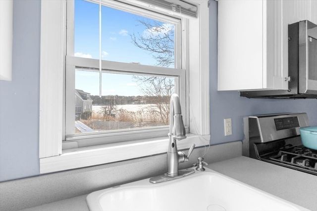 181 Atlantic Ave, Hull, MA 02045