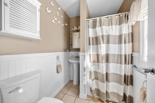 181 Atlantic Ave, Hull, MA 02045