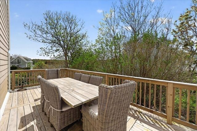 181 Atlantic Ave, Hull, MA 02045