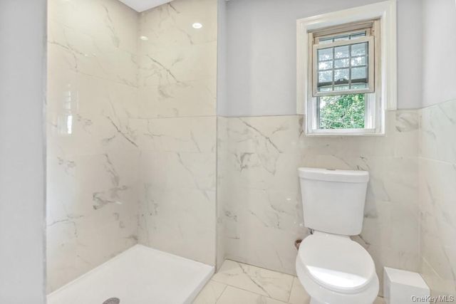 6 Bush Avenue, Newburgh, NY 12550