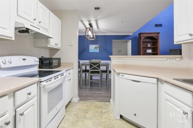 1304 Walden Park Drive, Savannah, GA 31410