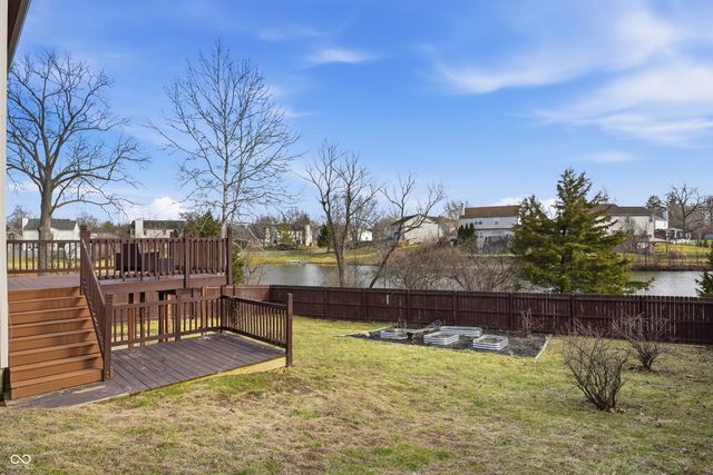 6611 Fountain Cove Court, Indianapolis, IN 46236