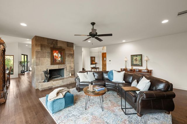 6300 Augusta National CV, Austin, TX 78746