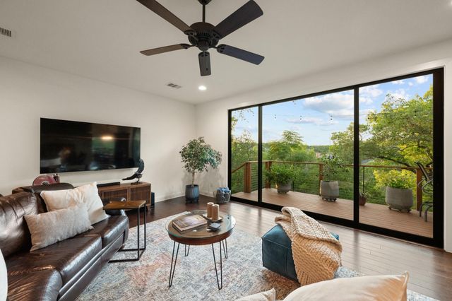 6300 Augusta National CV, Austin, TX 78746