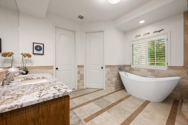 6300 Augusta National CV, Austin, TX 78746