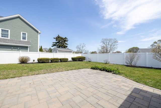 241 Walnut St, Braintree, MA 02184