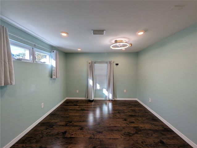 3530 8TH AVENUE N, St Petersburg, FL 33713