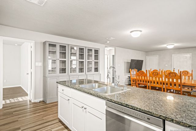 8826 Lamus Wheel, San Antonio, TX 78254