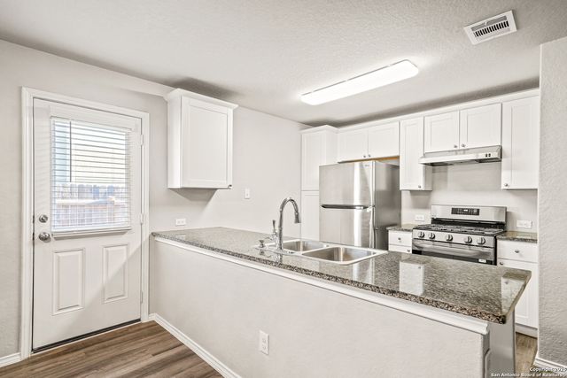 8826 Lamus Wheel, San Antonio, TX 78254