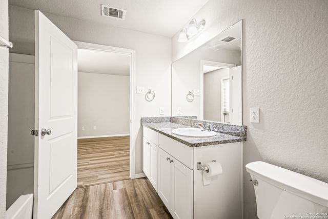 8826 Lamus Wheel, San Antonio, TX 78254