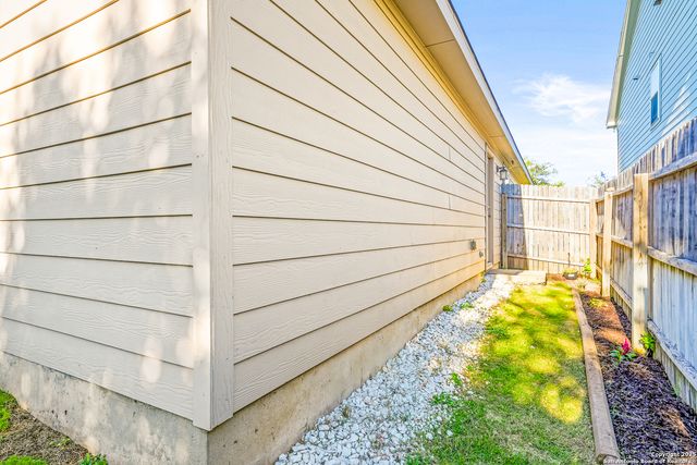 8826 Lamus Wheel, San Antonio, TX 78254