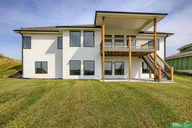 10643 S 101st Avenue Circle, Papillion, NE 68046