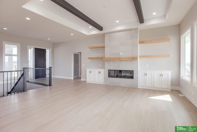 10643 S 101st Avenue Circle, Papillion, NE 68046