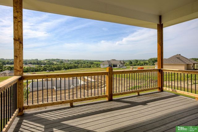 10643 S 101st Avenue Circle, Papillion, NE 68046