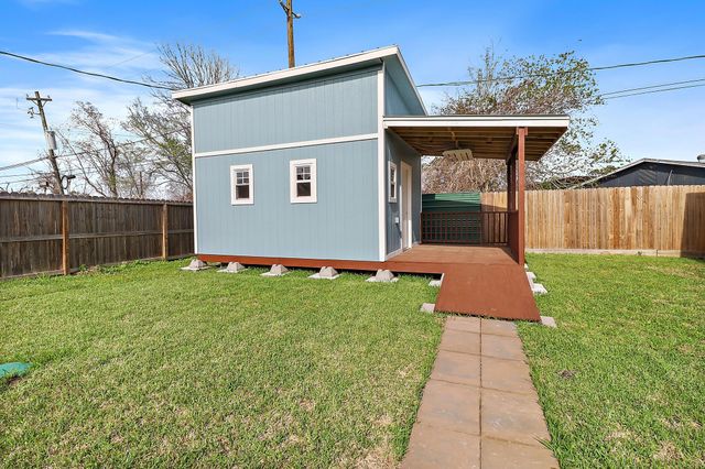 19218 Akin Drive, Crosby, TX 77532