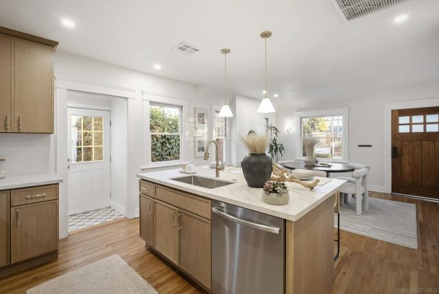 2618 Landis St, San Diego, CA 92104