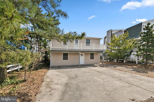 36 DUNE RD, Bethany Beach, DE 19930