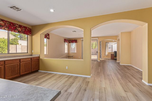 2171 E AUGUSTA Avenue, Chandler, AZ 85249