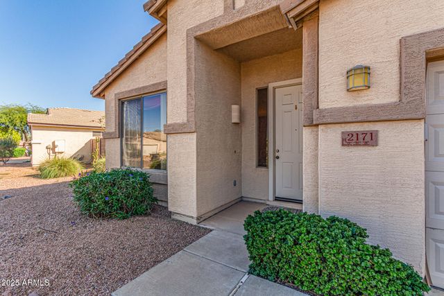 2171 E AUGUSTA Avenue, Chandler, AZ 85249