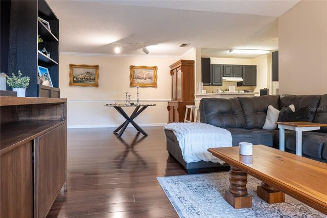 1910 SUMMER CLUB DRIVE 212, Oviedo, FL 32765
