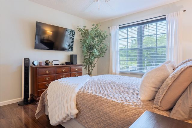 1910 SUMMER CLUB DRIVE 212, Oviedo, FL 32765