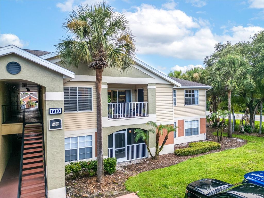 1910 SUMMER CLUB DRIVE 212, Oviedo, FL 32765
