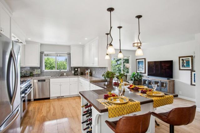 23054 Evergreen Lane, Los Gatos, CA 95033