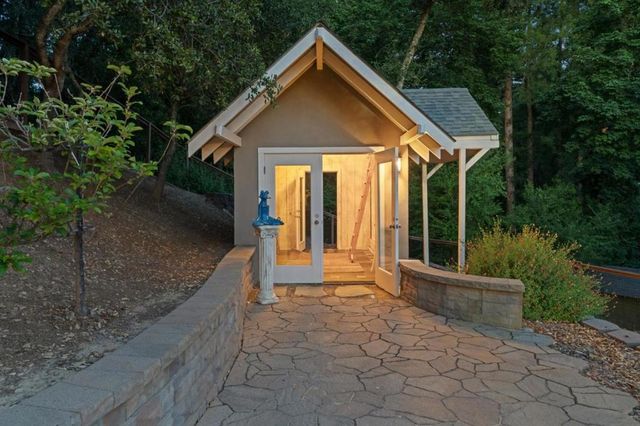 23054 Evergreen Lane, Los Gatos, CA 95033