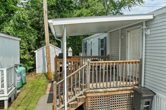 19 Brookwood Drive, Salem, NH 03079