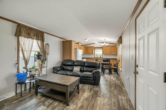 19 Brookwood Drive, Salem, NH 03079
