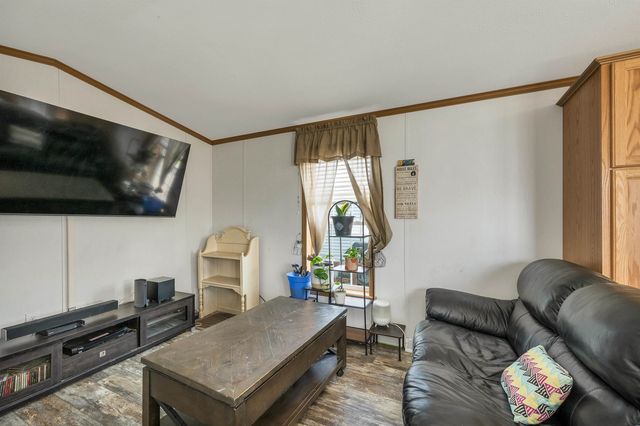 19 Brookwood Drive, Salem, NH 03079