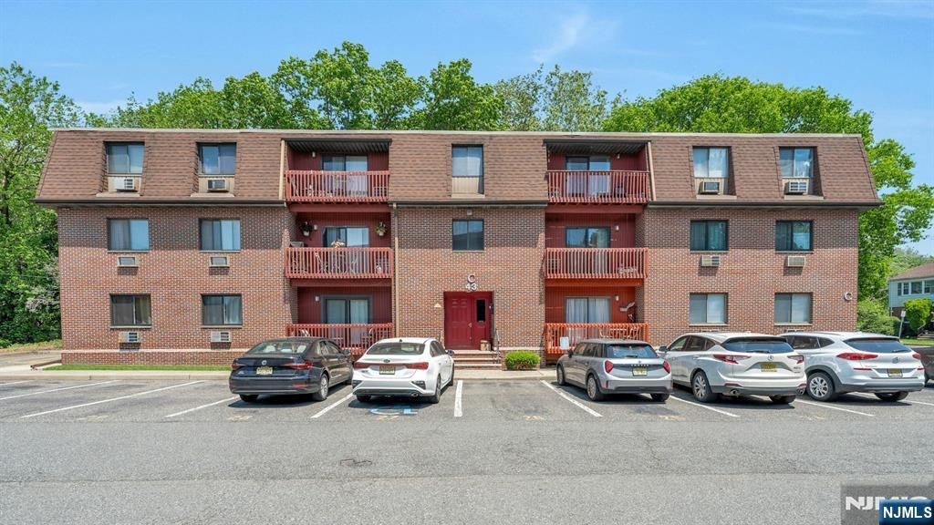 666 Mill Street C6, Belleville, NJ 07109