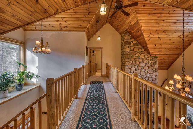 156 Algonquin Drive, Lake Placid, NY 12946